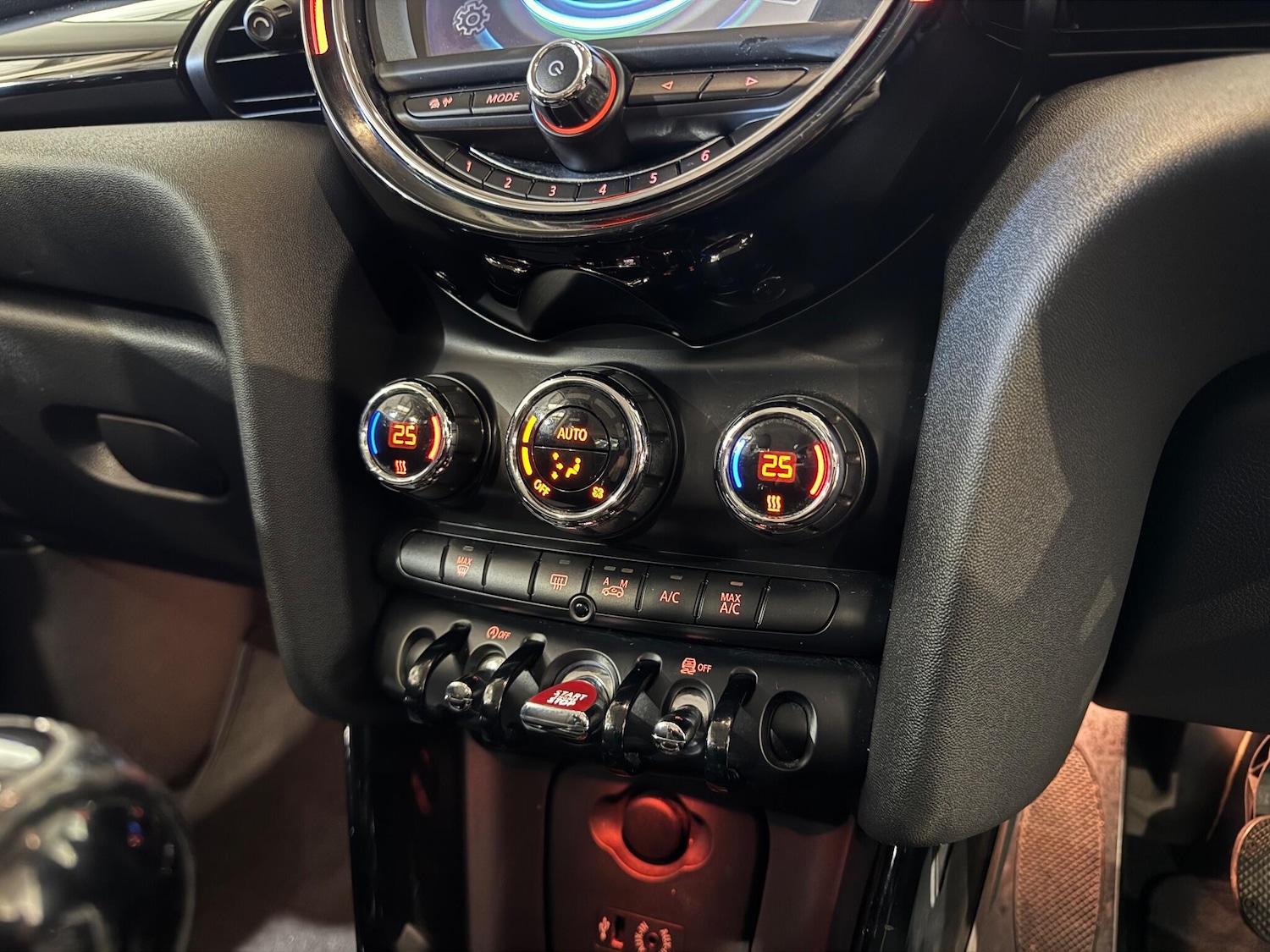 Used MINI Hatch 2015 for sale - 76803549: Photo 23