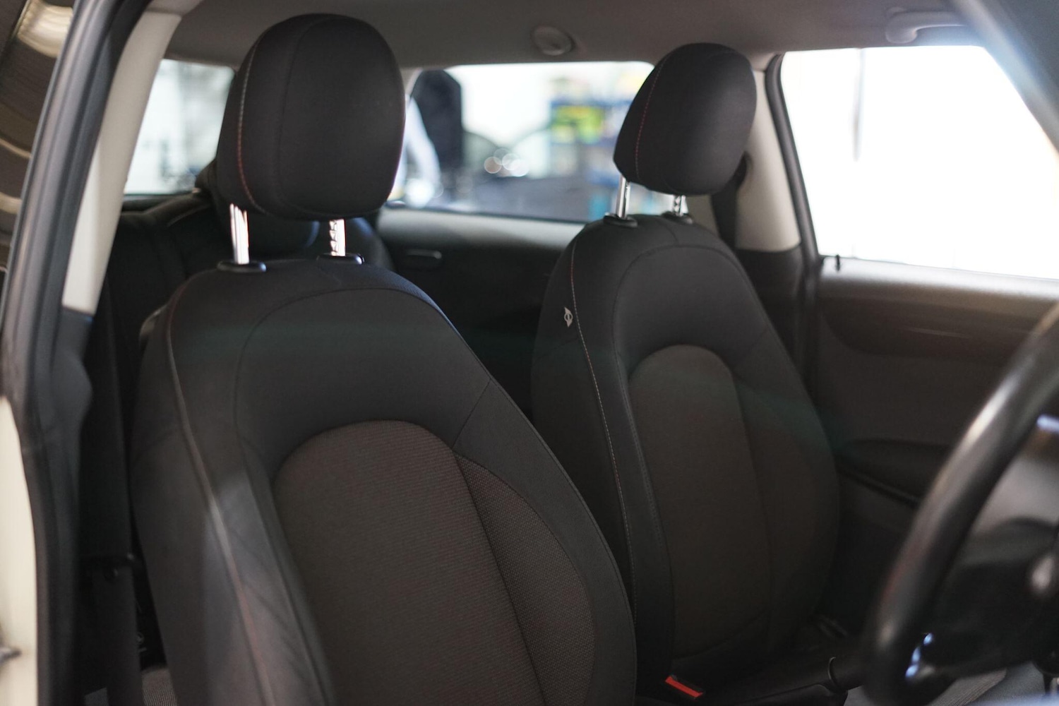 Used MINI Hatch 2015 for sale - 76803549: Photo 28