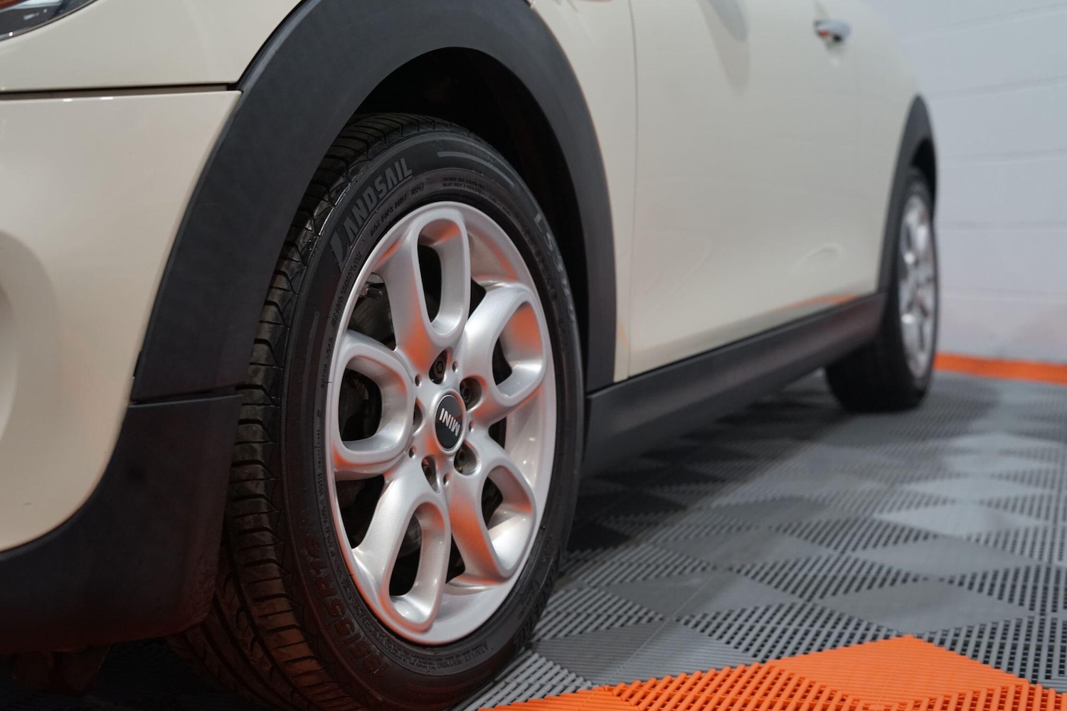 Used MINI Hatch 2015 for sale - 76803549: Photo 34