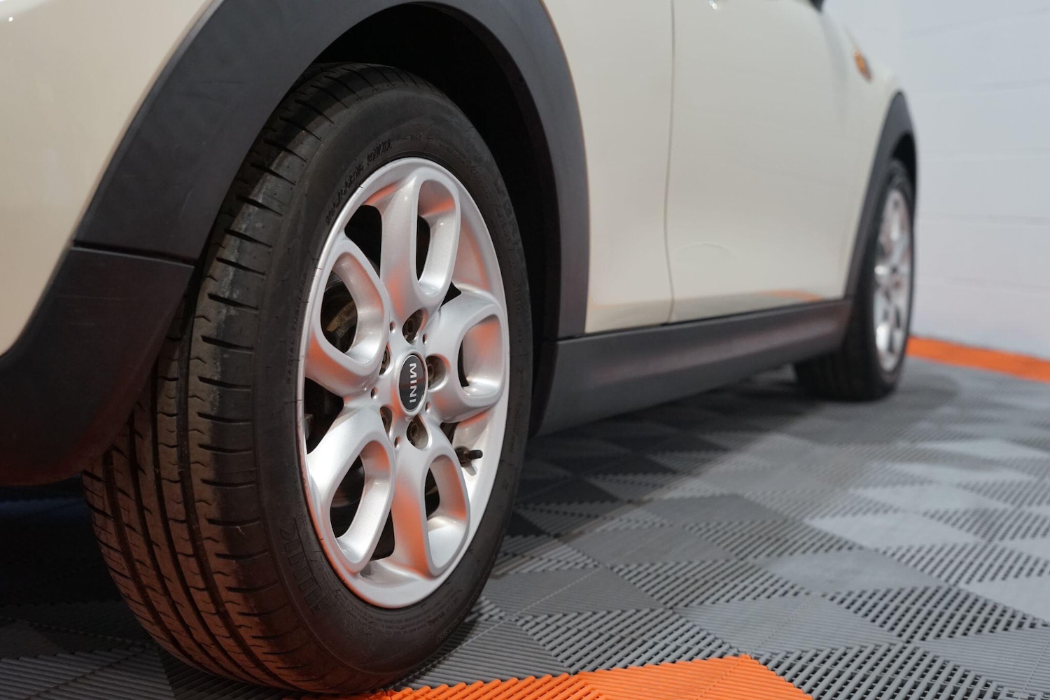 Used MINI Hatch 2015 for sale - 76803549: Photo 36