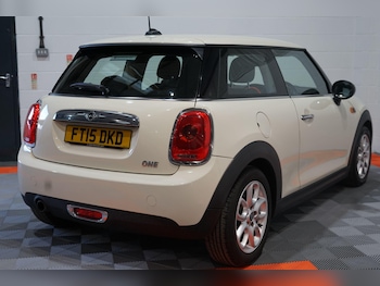 Used MINI Hatch 2015 for sale - 76803549: Photo