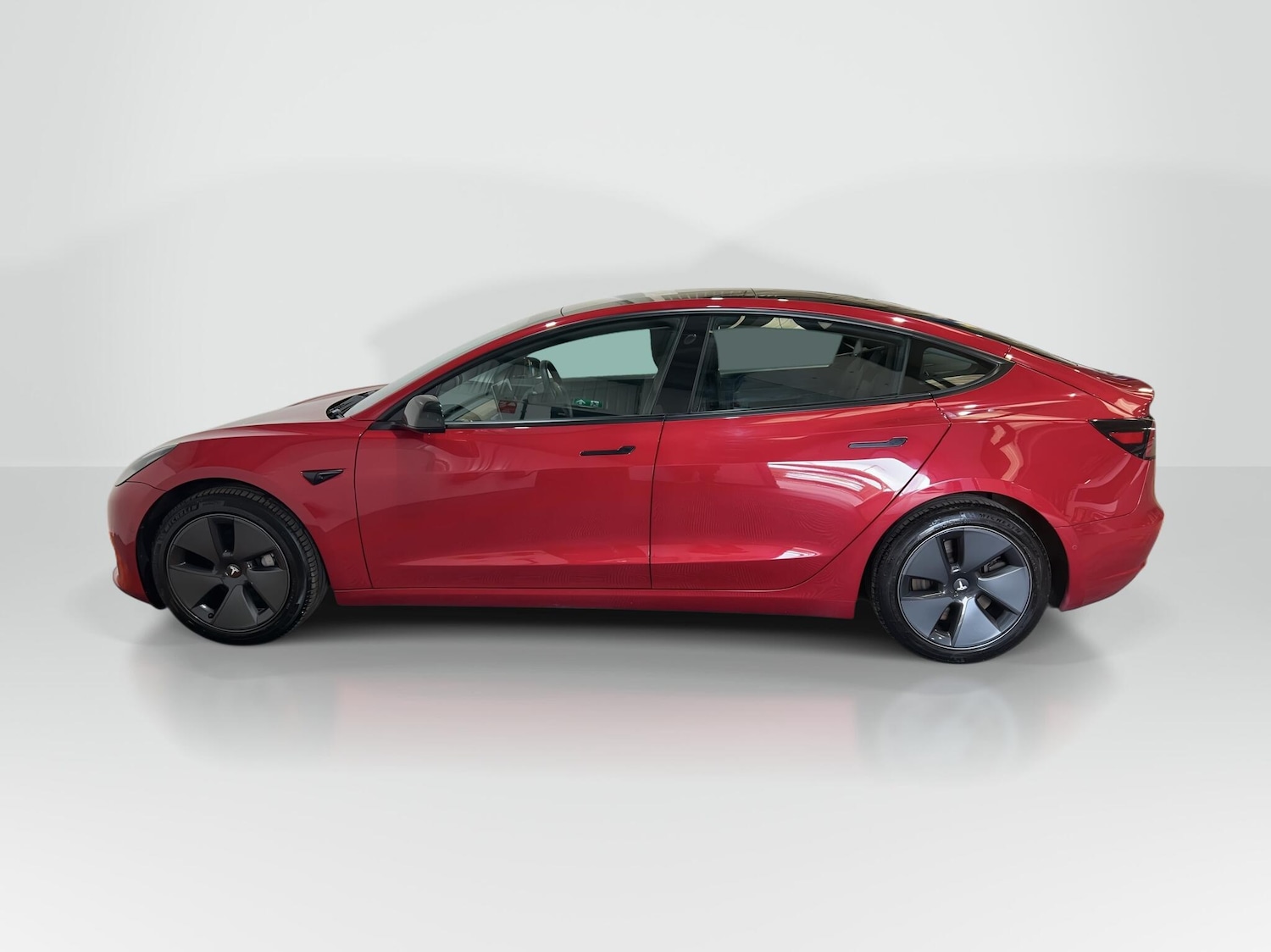 Used Tesla Model 3 2021 for sale - 77633068: Photo 10