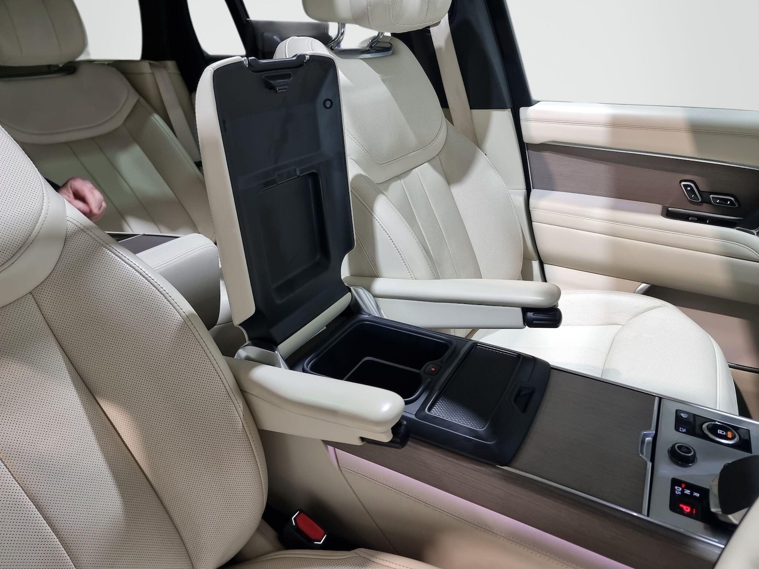 Used Land Rover Range Rover 2022 for sale - 77306106: Photo 31