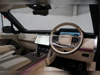 Used Land Rover Range Rover 2022 for sale - 77306106: Photo