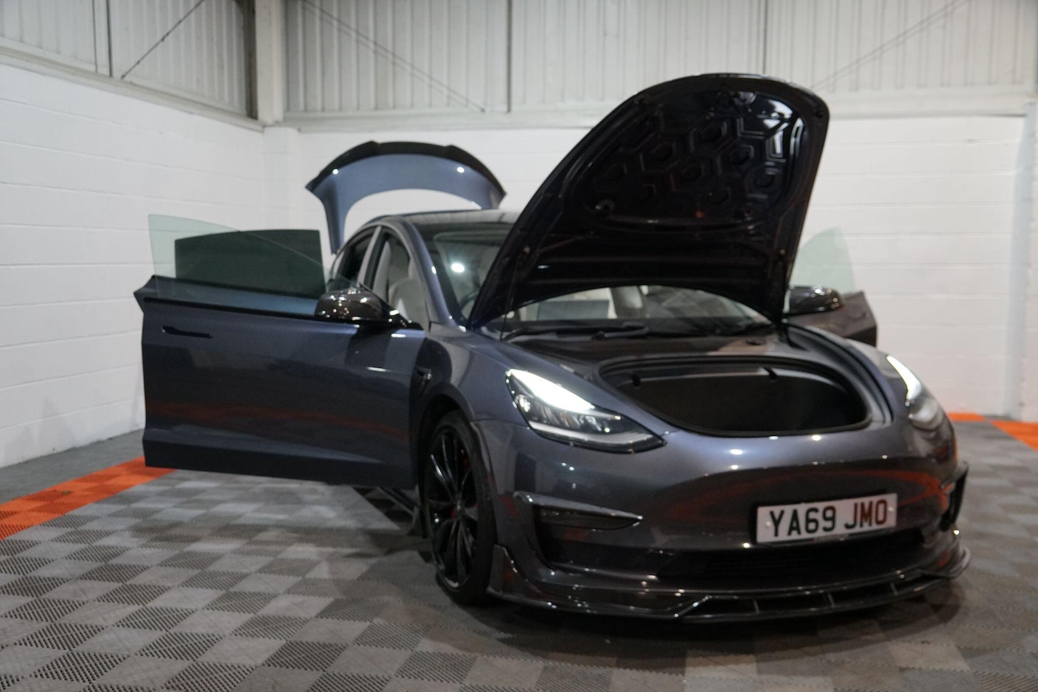 Used Tesla Model 3 2019 for sale - 77190529: Photo 60