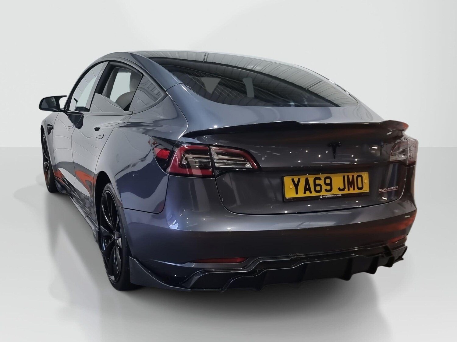 Used Tesla Model 3 2019 for sale - 77190529: Photo 8