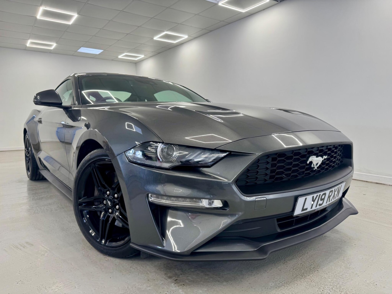 Used Ford Mustang 2019 for sale - 77387172: Photo 1