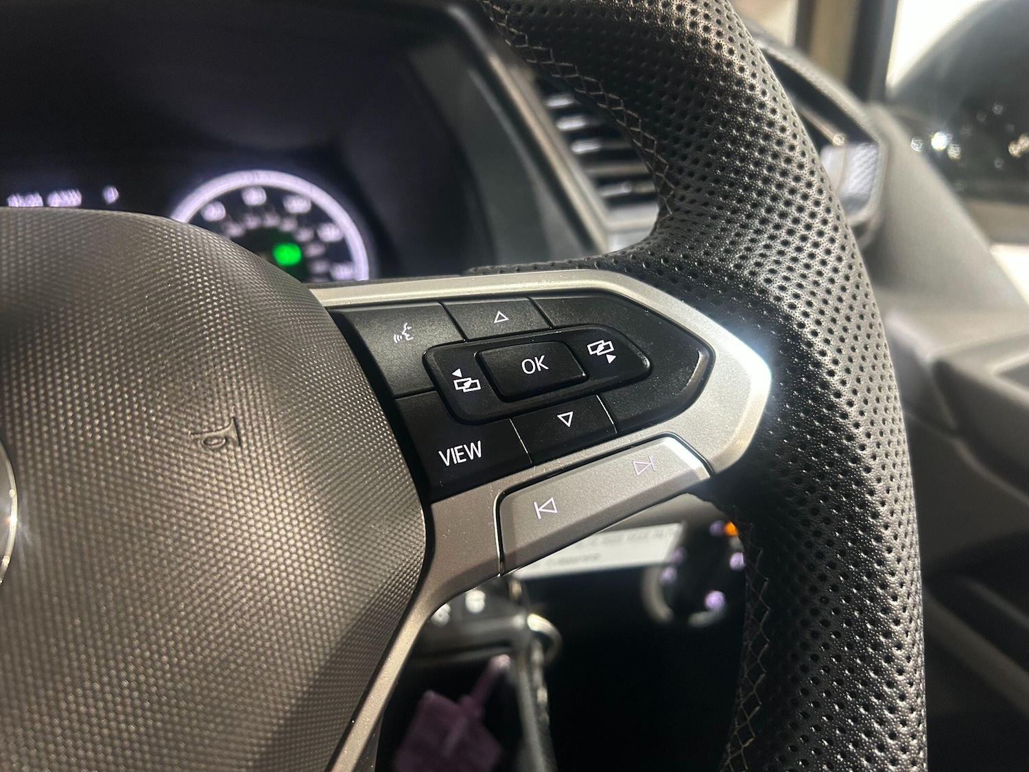 Used Volkswagen Transporter 2024 for sale - 76803540: Photo 11