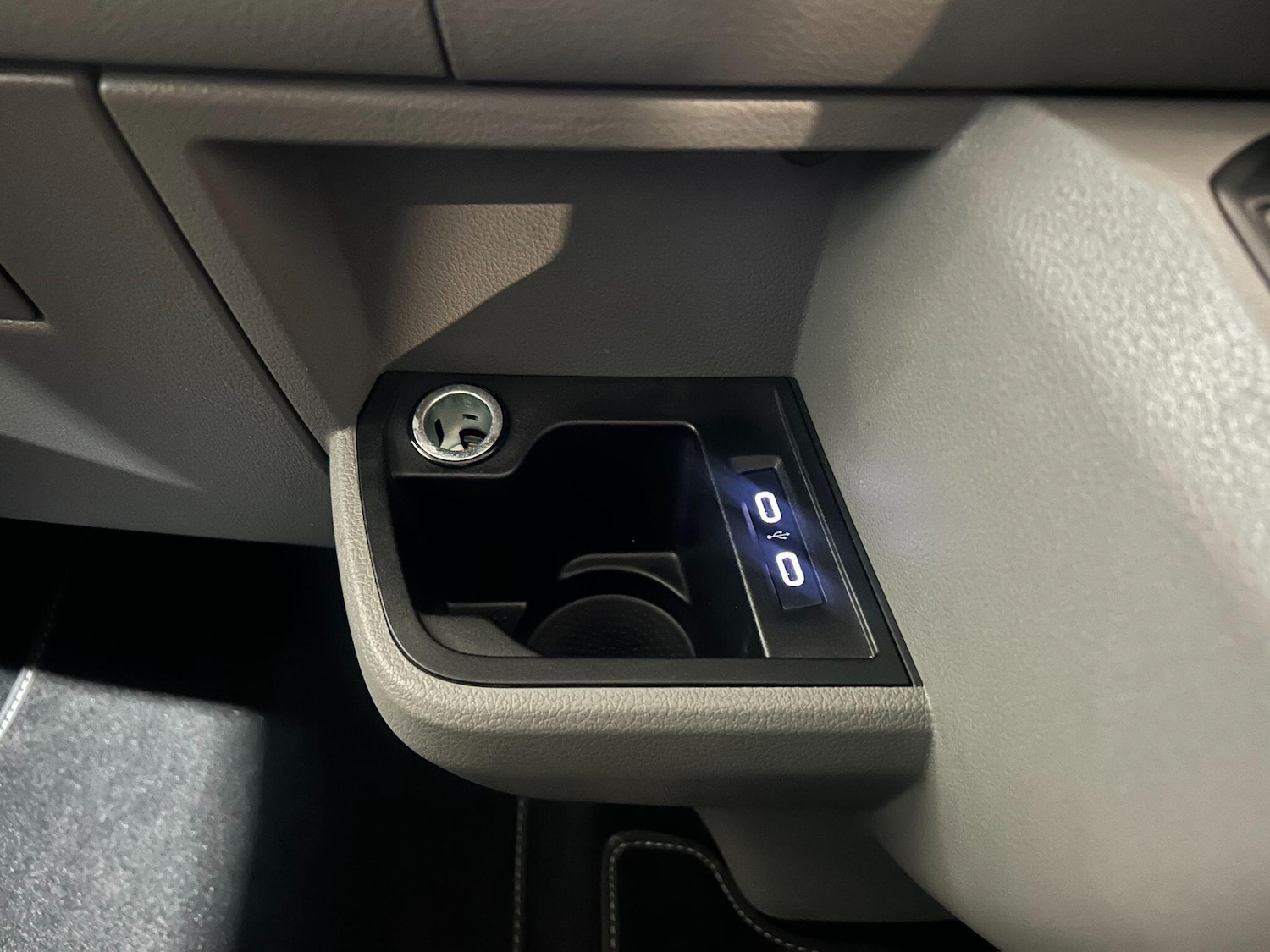 Used Volkswagen Transporter 2024 for sale - 76803540: Photo 16