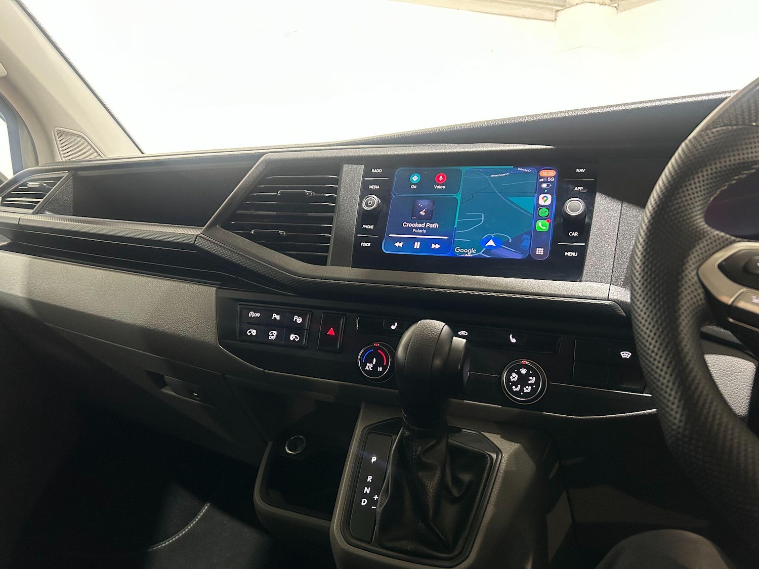 Used Volkswagen Transporter 2024 for sale - 76803540: Photo 24