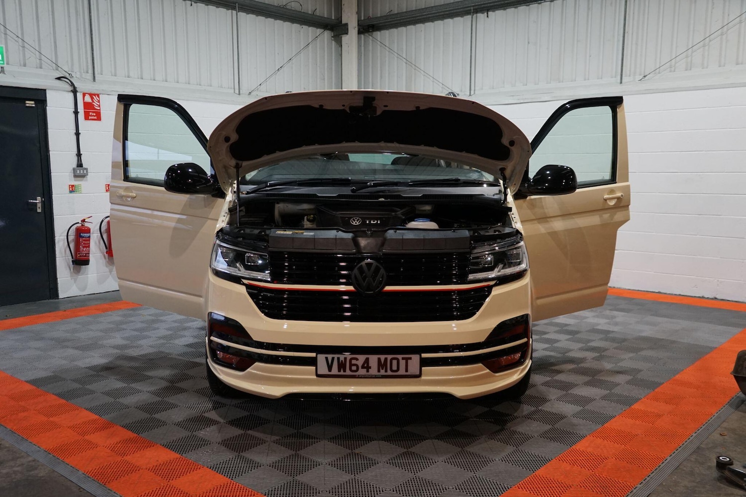 Used Volkswagen Transporter 2024 for sale - 76803540: Photo 5