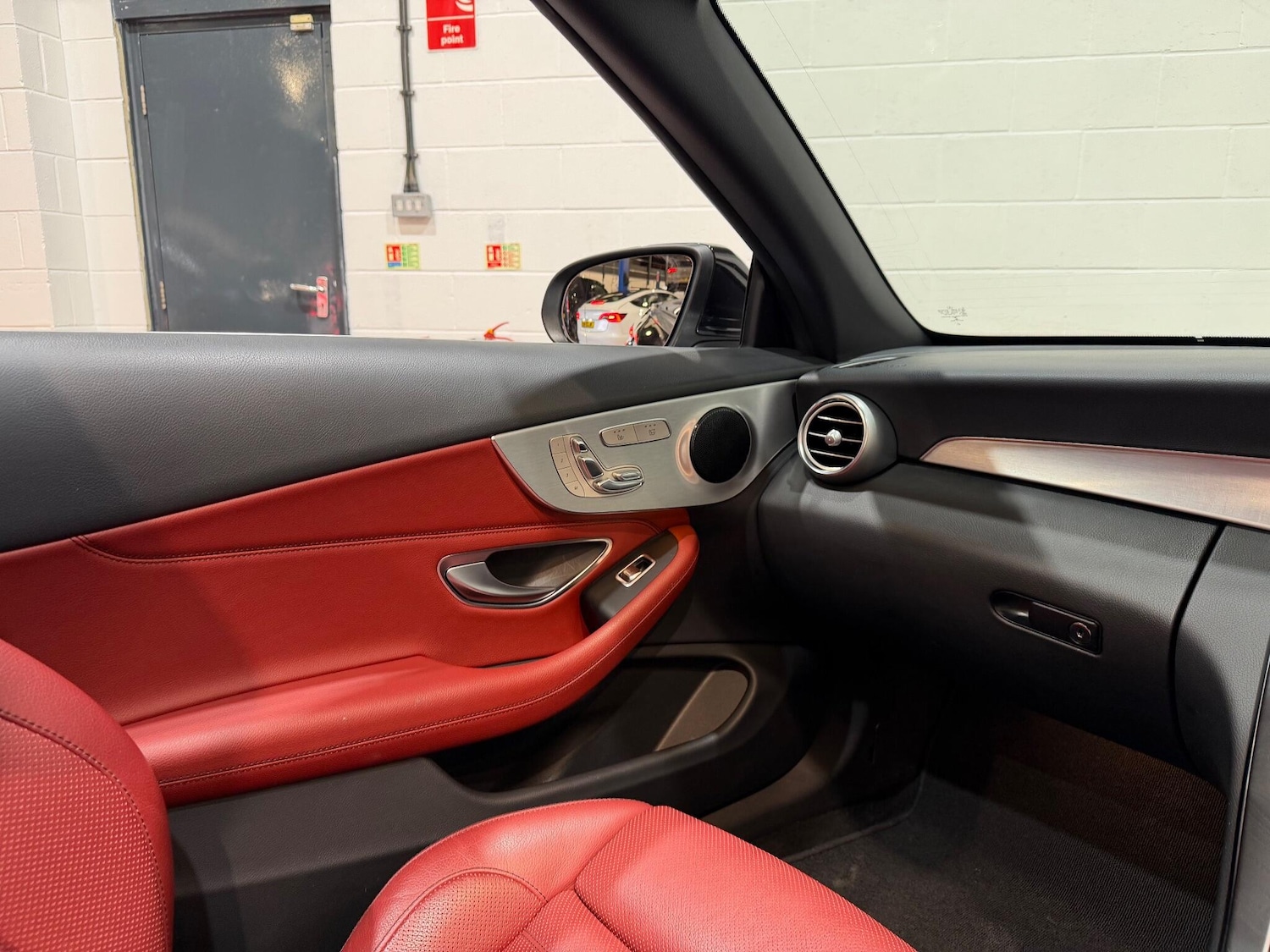 Used Mercedes-Benz C Class 2018 for sale - 77174888: Photo 22