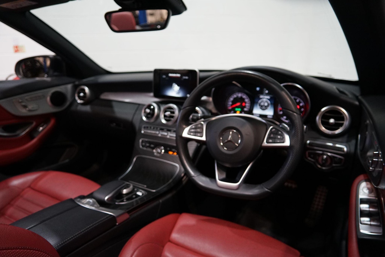 Used Mercedes-Benz C Class 2018 for sale - 77174888: Photo 4