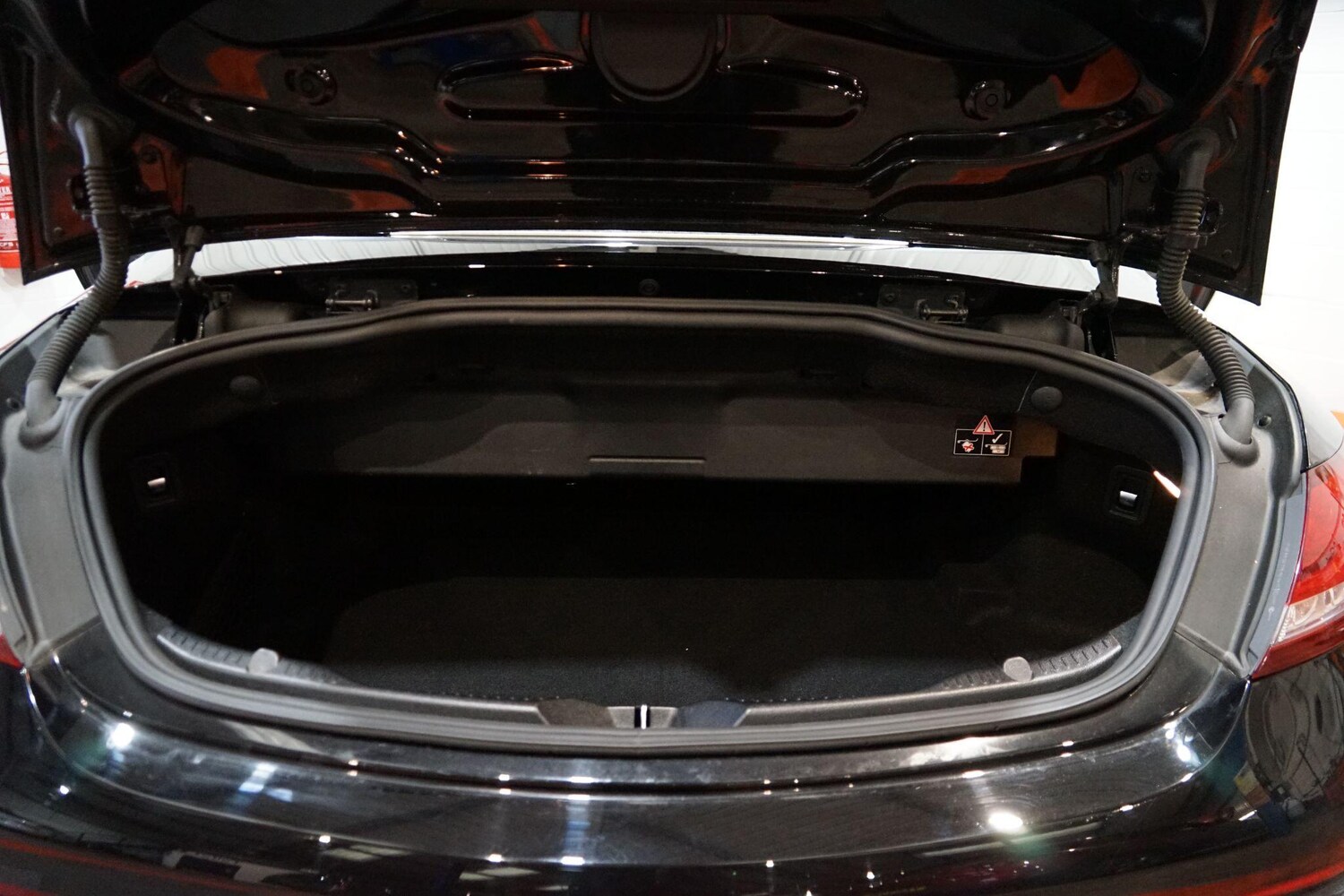 Used Mercedes-Benz C Class 2018 for sale - 77174888: Photo 61