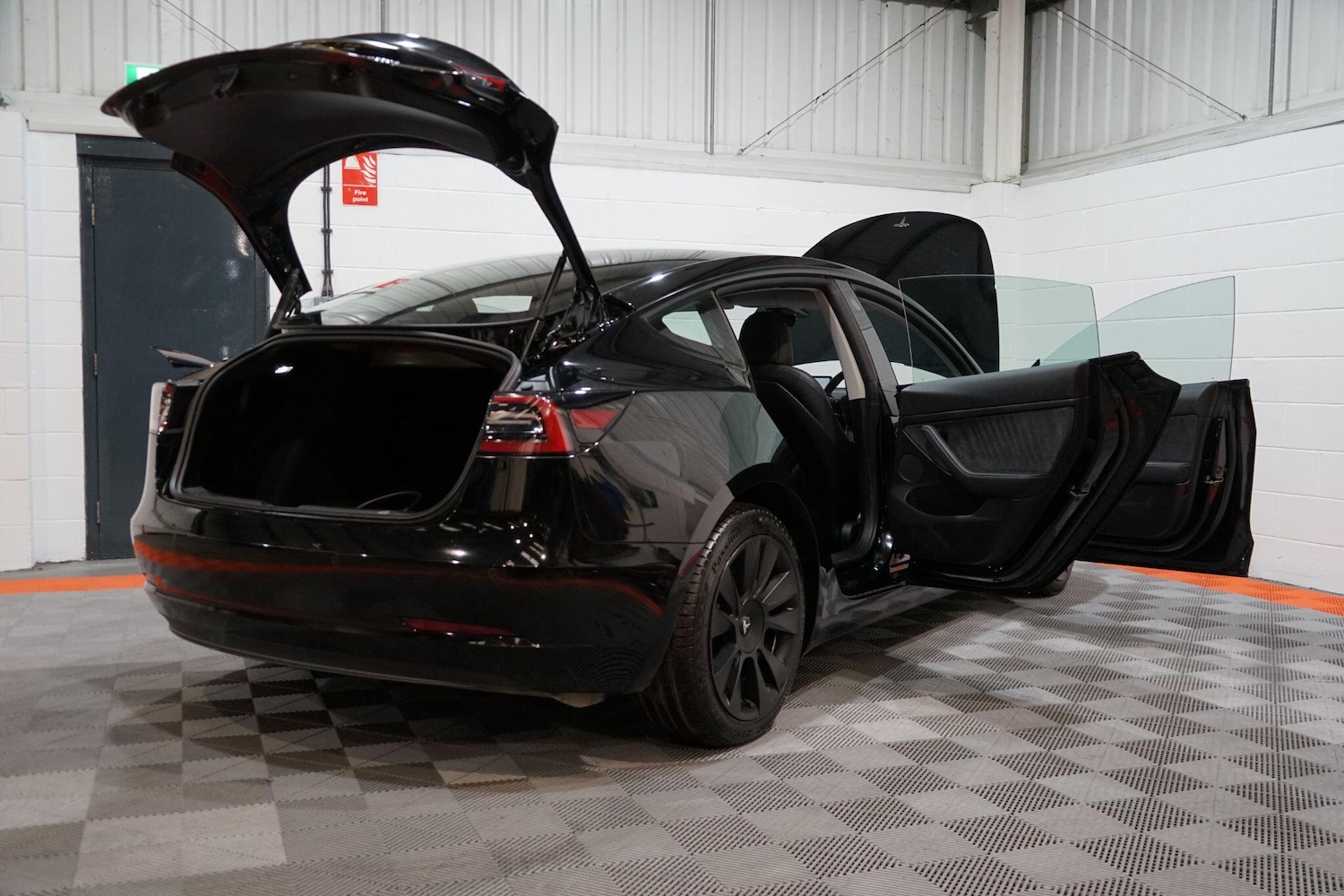 Used Tesla Model 3 2021 for sale - 76800963: Photo 18