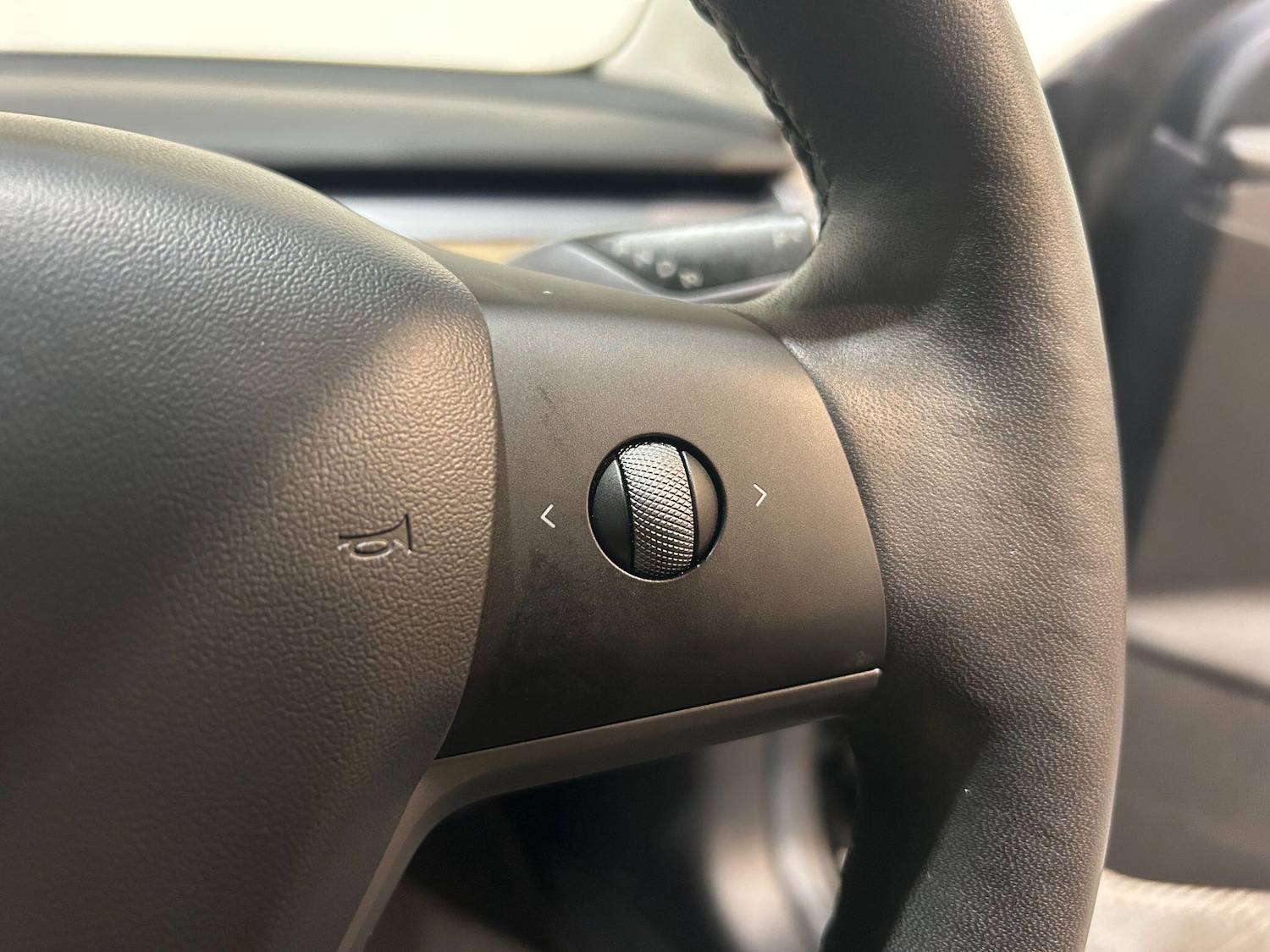 Used Tesla Model 3 2021 for sale - 76800963: Photo 22