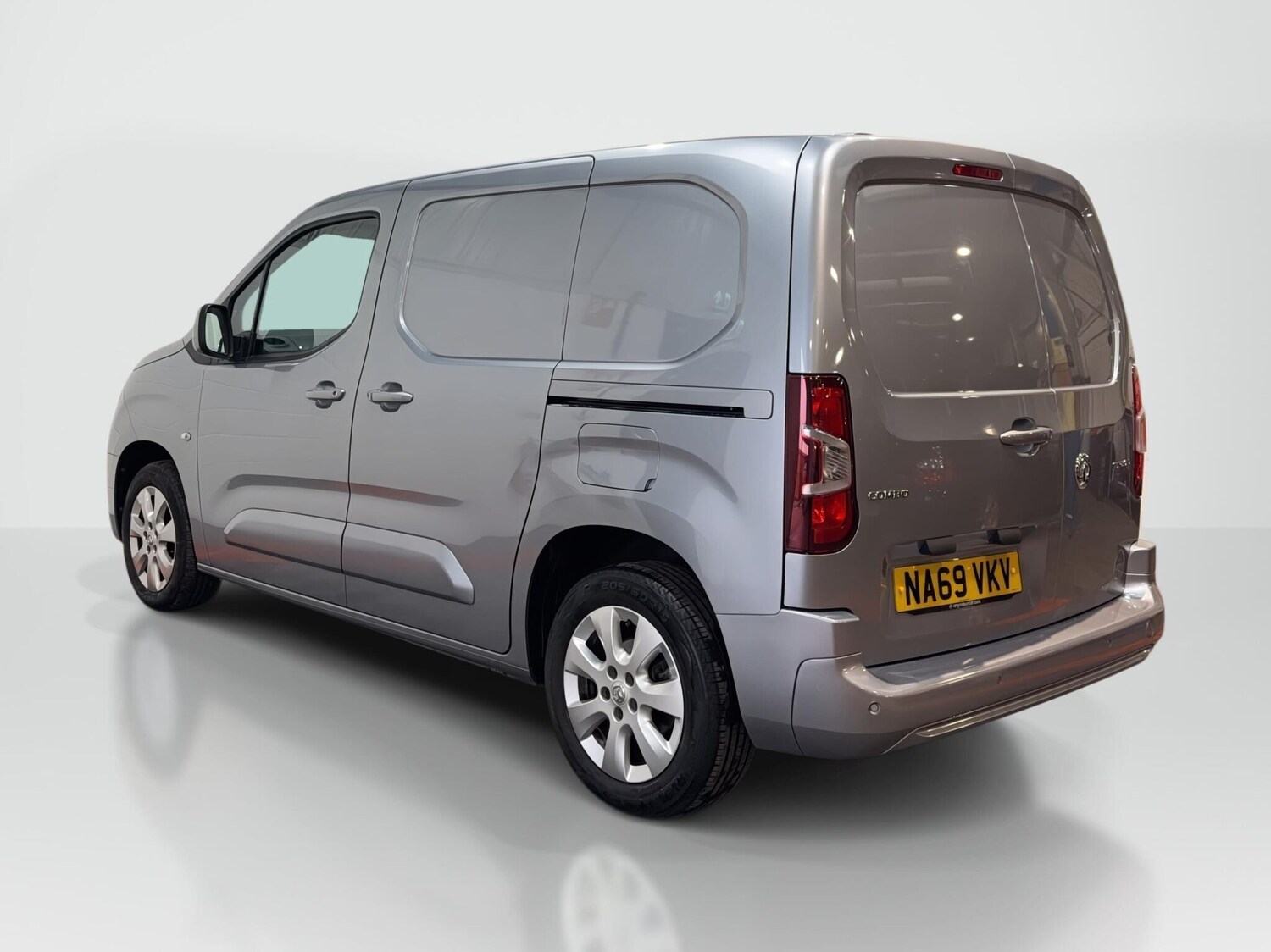 Used Vauxhall Combo 2020 for sale - 78006567: Photo 3