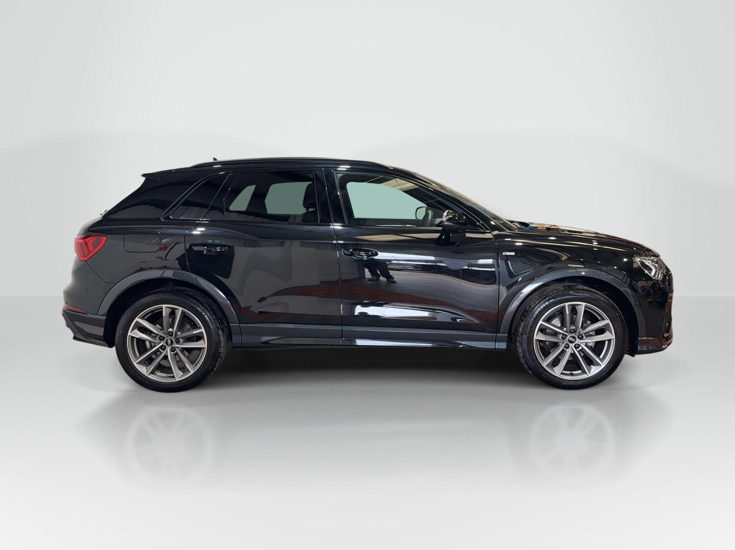 Used Audi Q3 for sale - 77925180: Photo 22