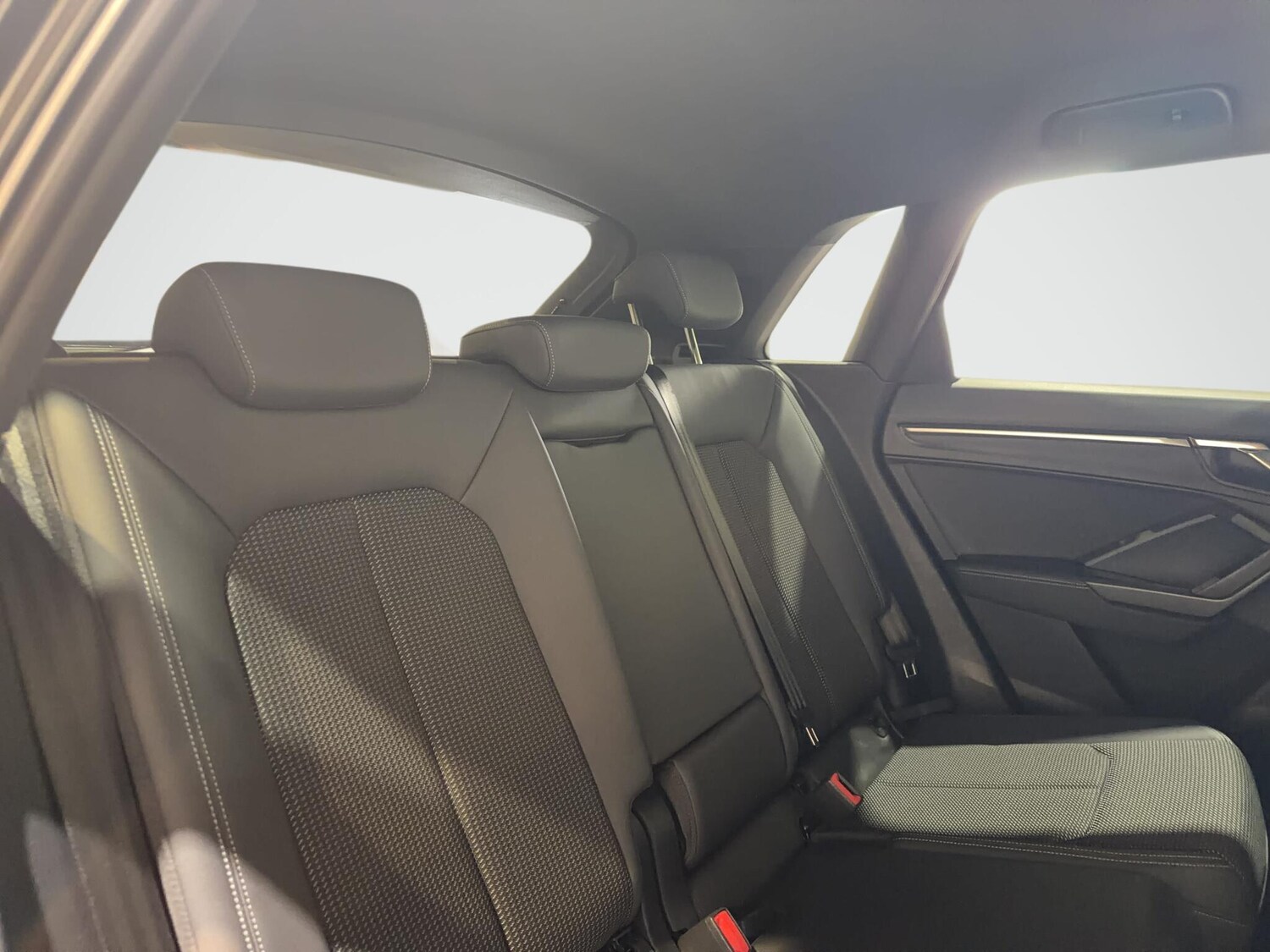 Used Audi Q3 for sale - 77925180: Photo 36