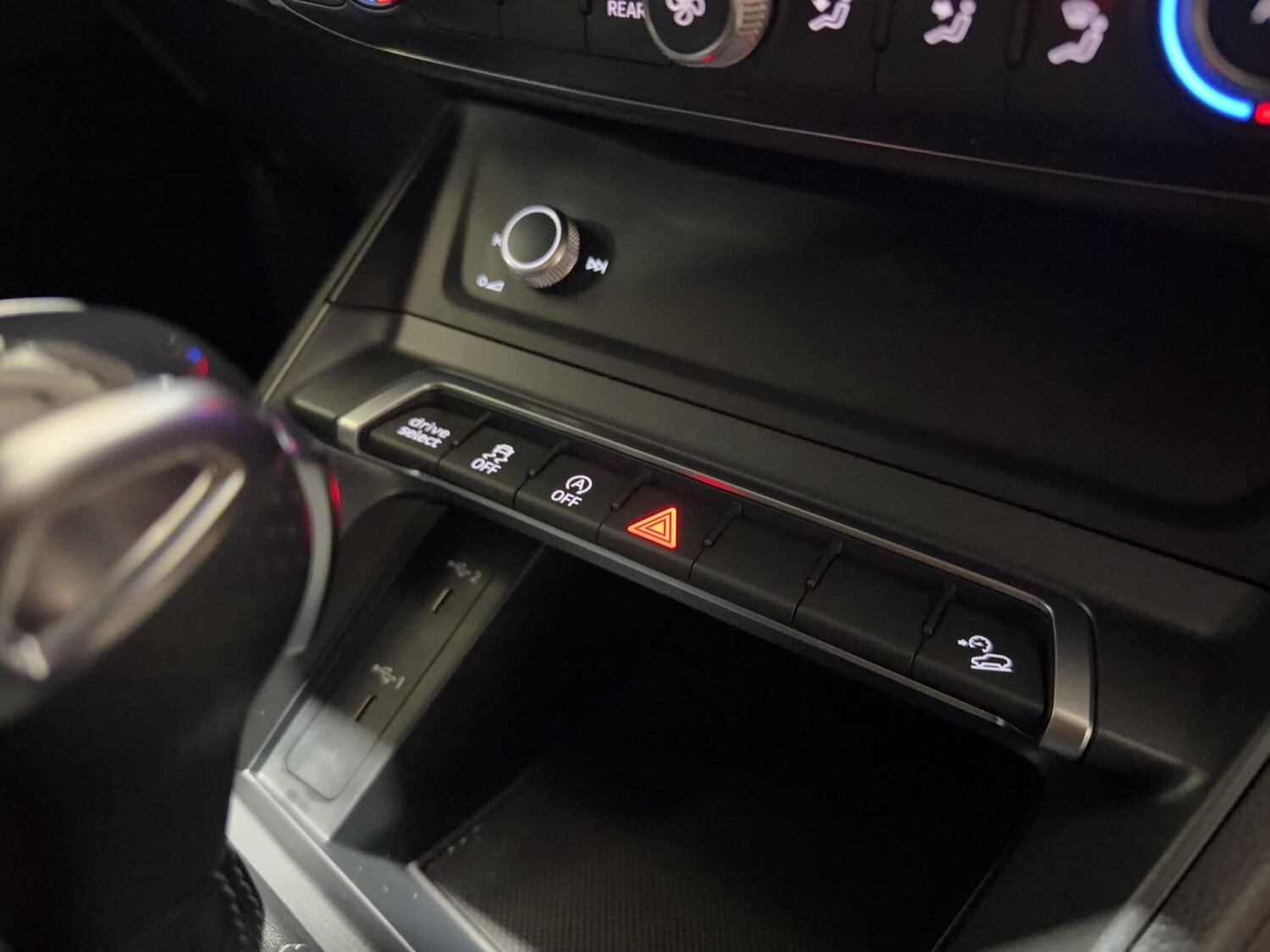 Used Audi Q3 for sale - 77925180: Photo 38