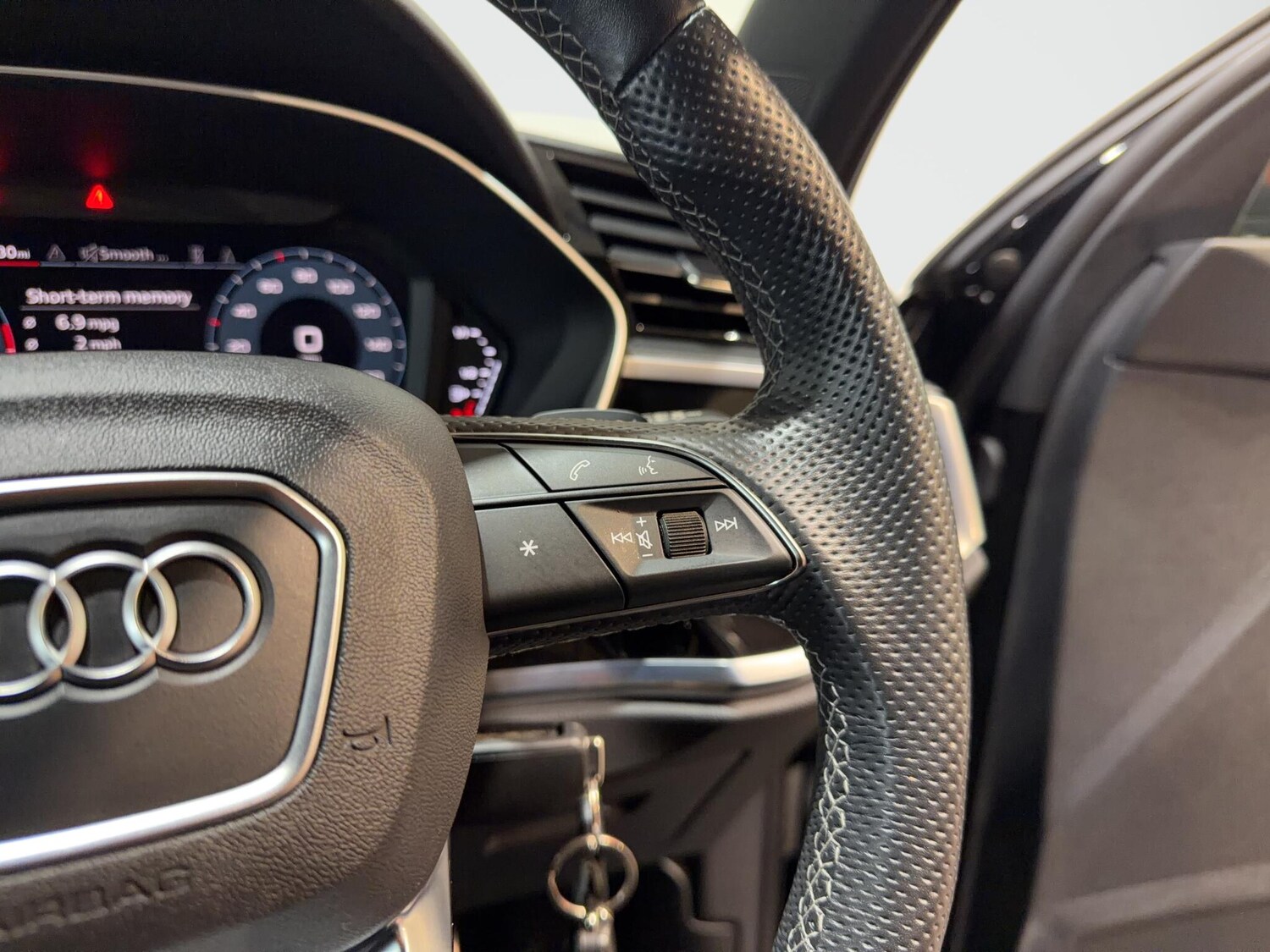 Used Audi Q3 for sale - 77925180: Photo 39