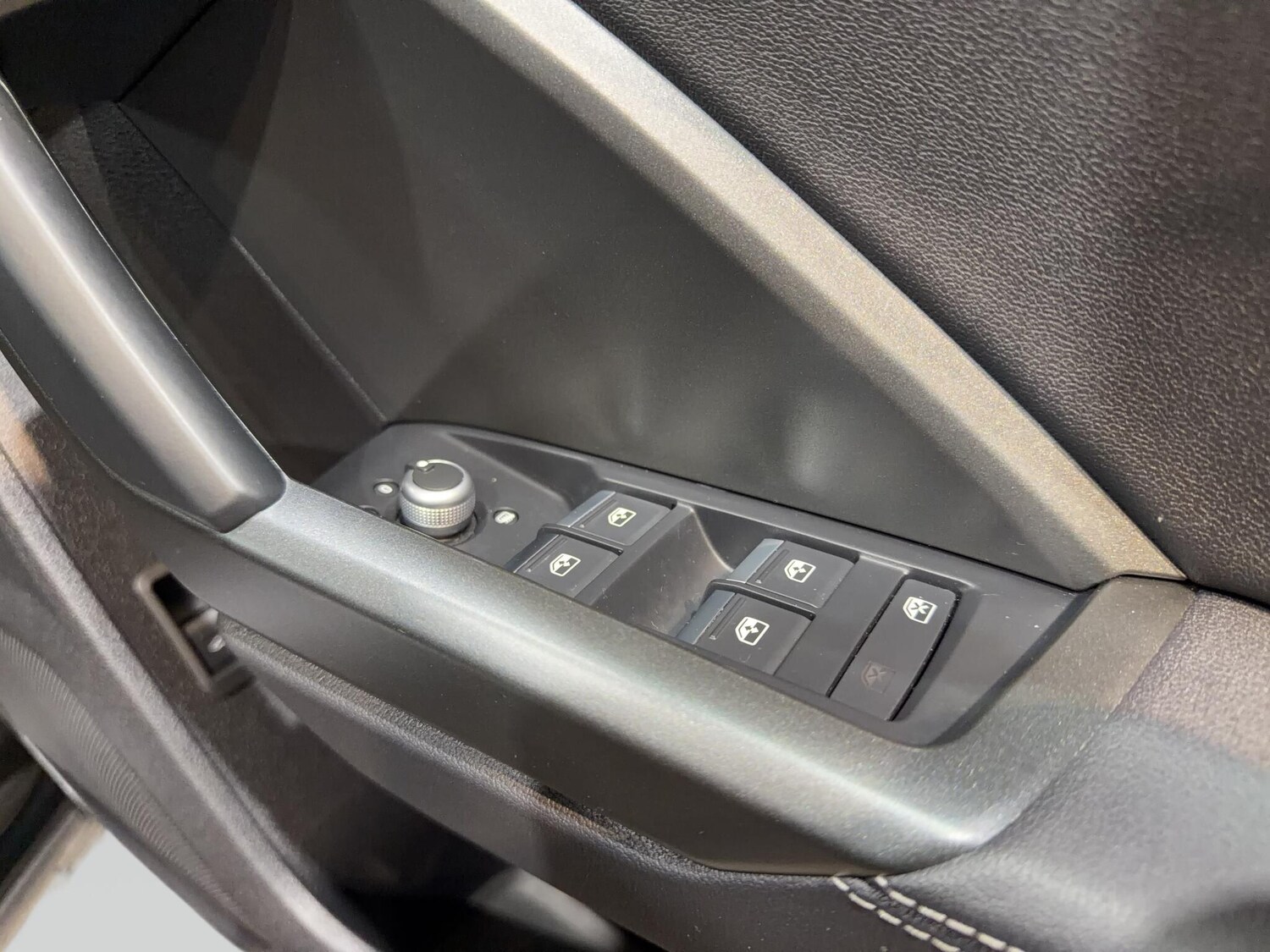 Used Audi Q3 for sale - 77925180: Photo 41