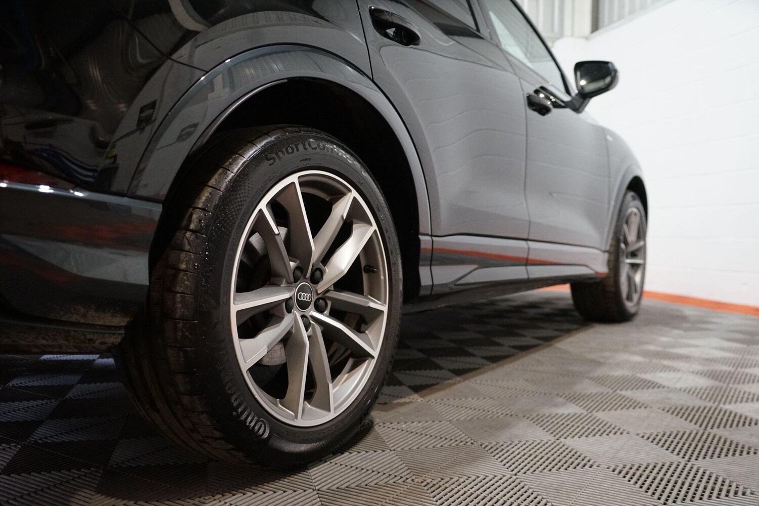 Used Audi Q3 for sale - 77925180: Photo 45