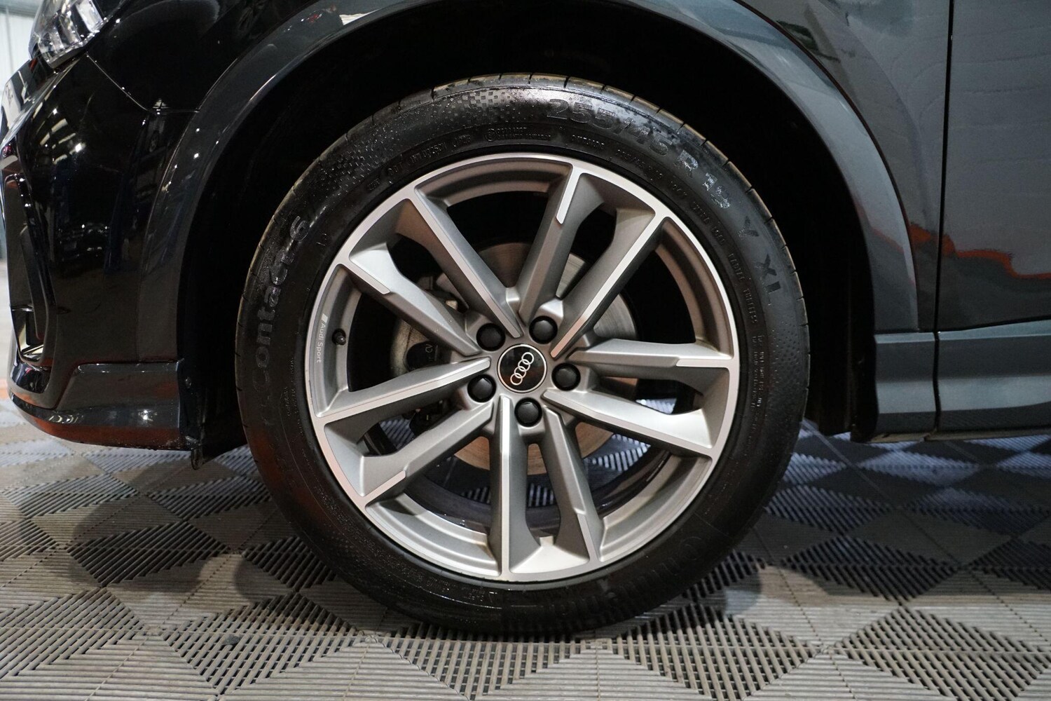 Used Audi Q3 for sale - 77925180: Photo 46