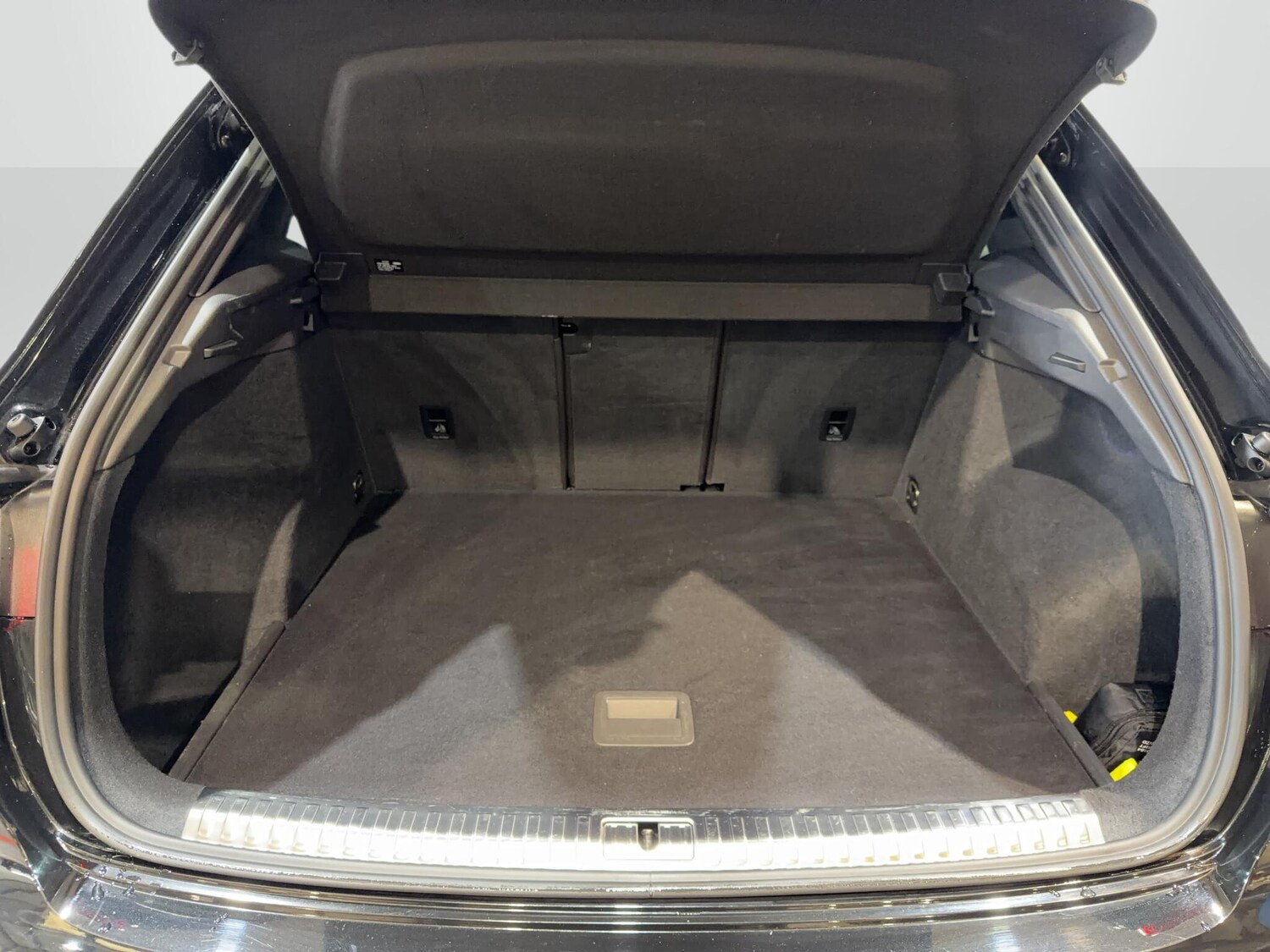 Used Audi Q3 for sale - 77925180: Photo 62