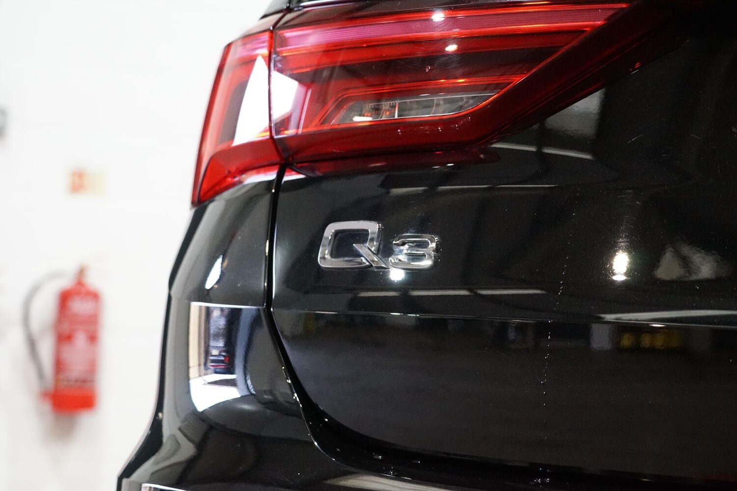 Used Audi Q3 for sale - 77925180: Photo 75