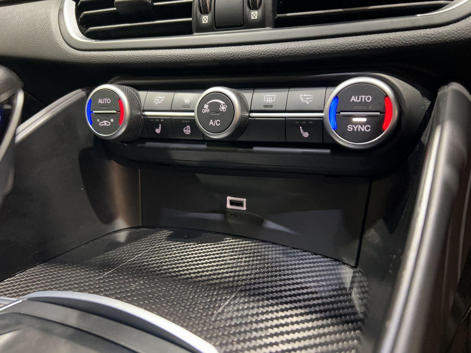 Used Alfa Romeo Giulia 2020 for sale - 77722917: Photo 24