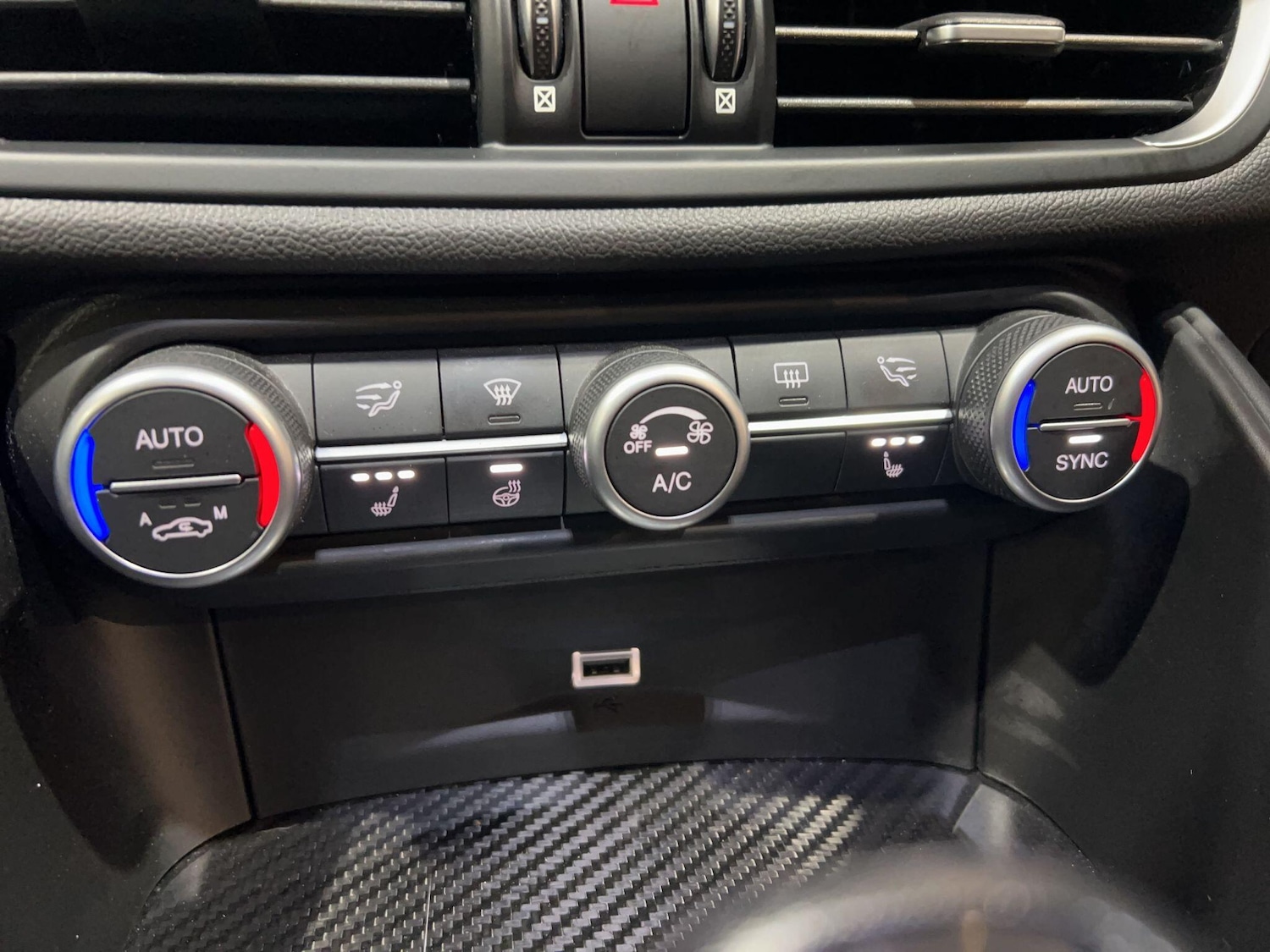 Used Alfa Romeo Giulia 2020 for sale - 77722917: Photo 26