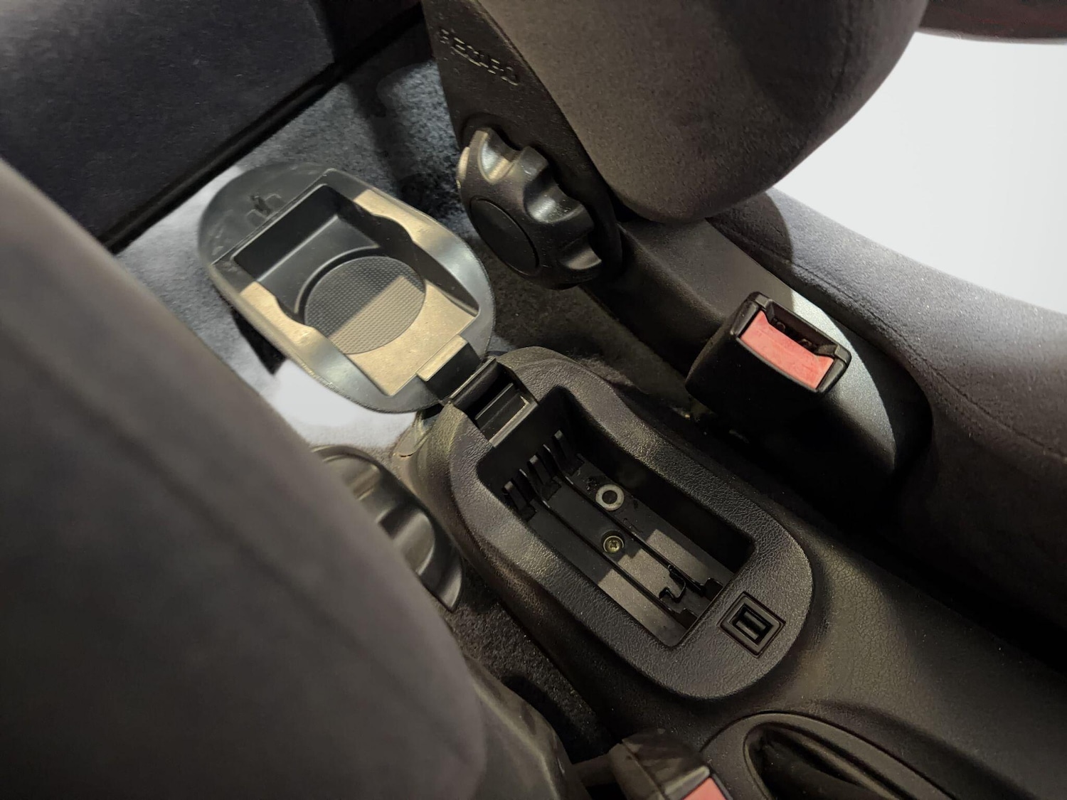 Used Ford Escort 1995 for sale - 77970297: Photo 30