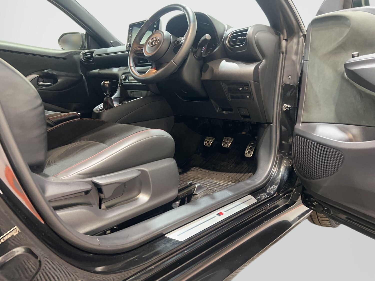 Used Toyota Yaris 2021 for sale - 78100527: Photo 24