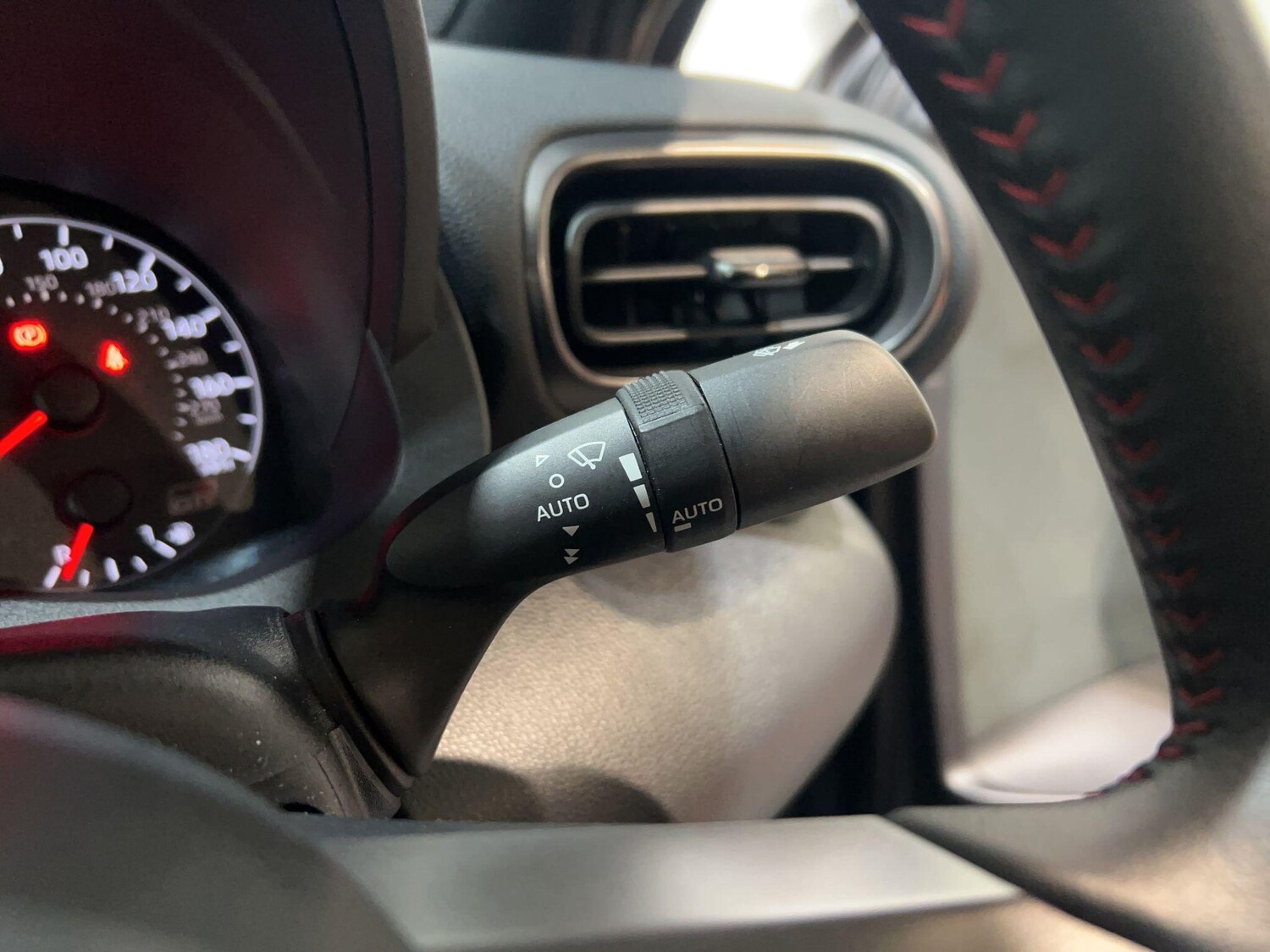 Used Toyota Yaris 2021 for sale - 78100527: Photo 30