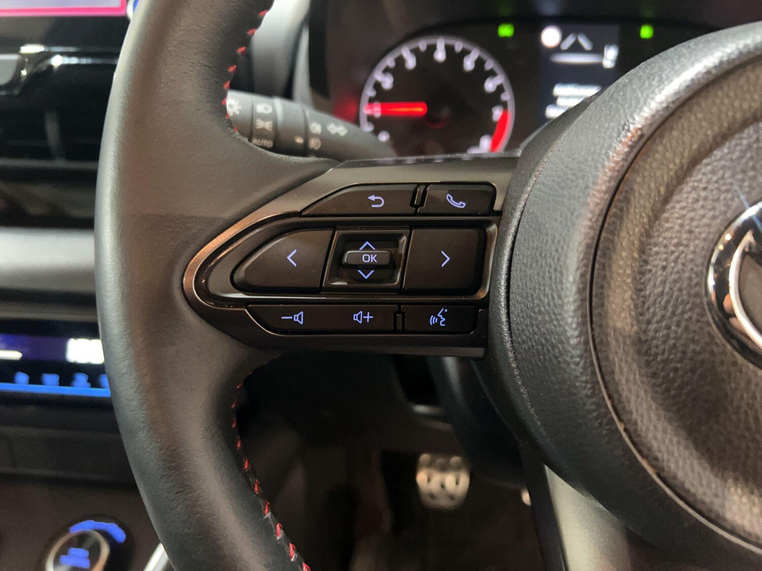 Used Toyota Yaris 2021 for sale - 78100527: Photo 32