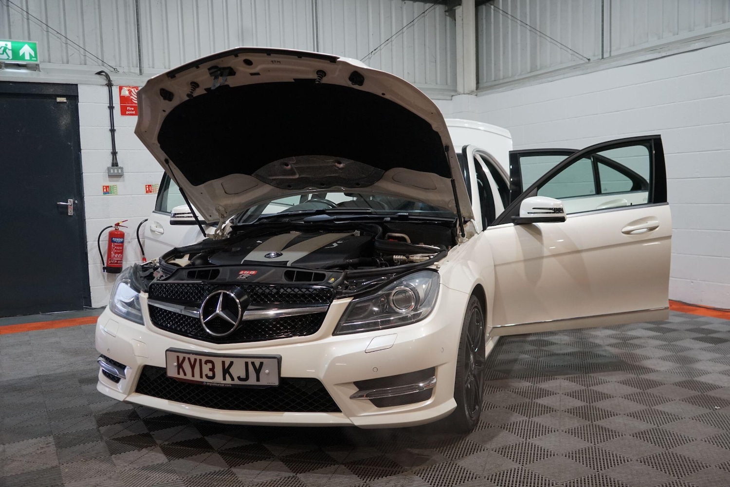 Used Mercedes-Benz C Class 2013 for sale - 77612468: Photo 13