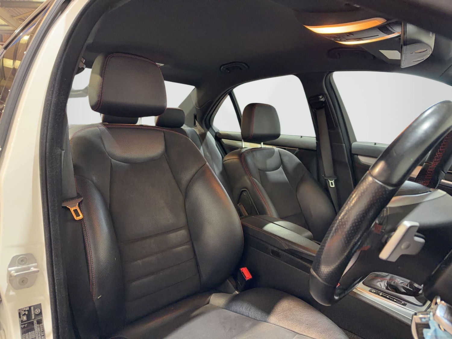 Used Mercedes-Benz C Class 2013 for sale - 77612468: Photo 34