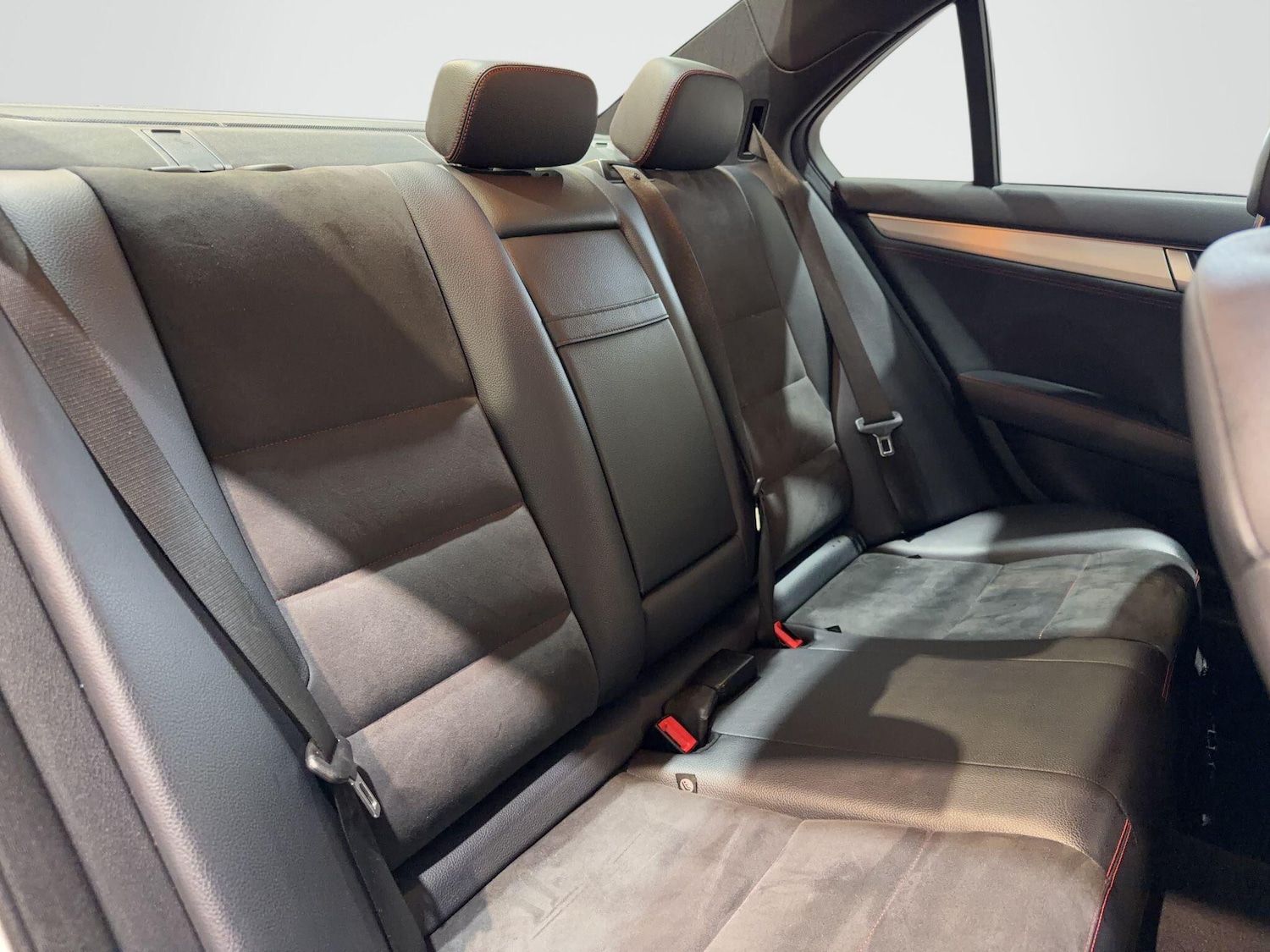 Used Mercedes-Benz C Class 2013 for sale - 77612468: Photo 35