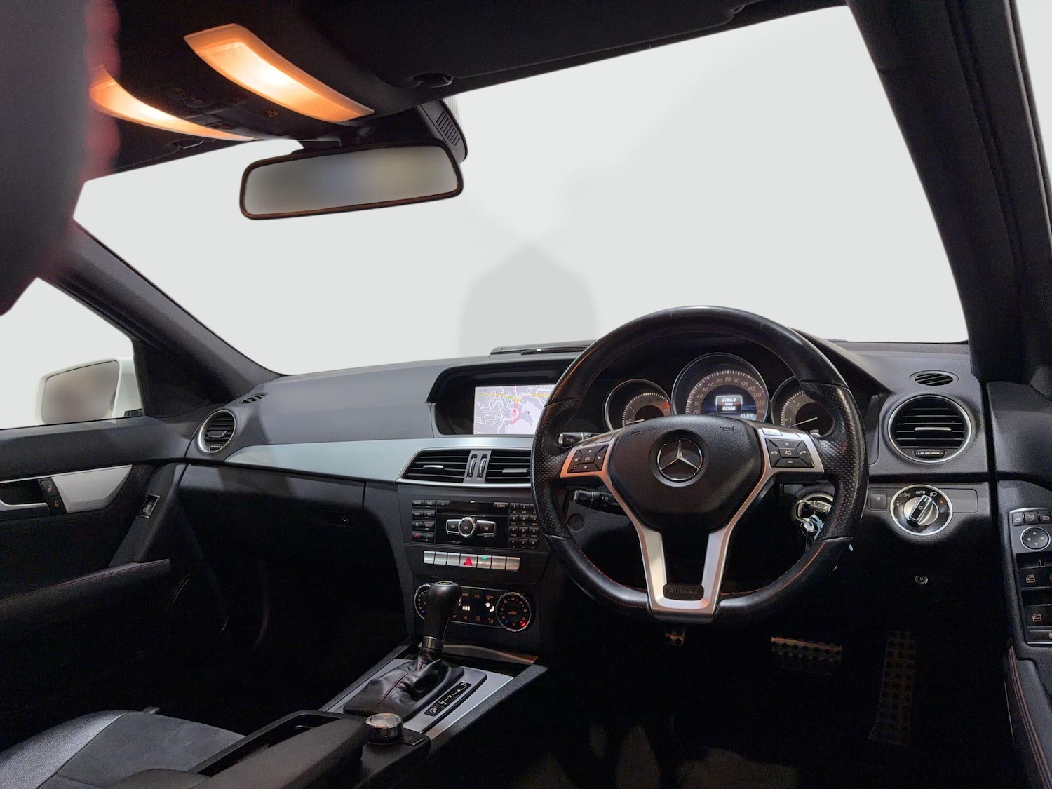 Used Mercedes-Benz C Class 2013 for sale - 77612468: Photo 4