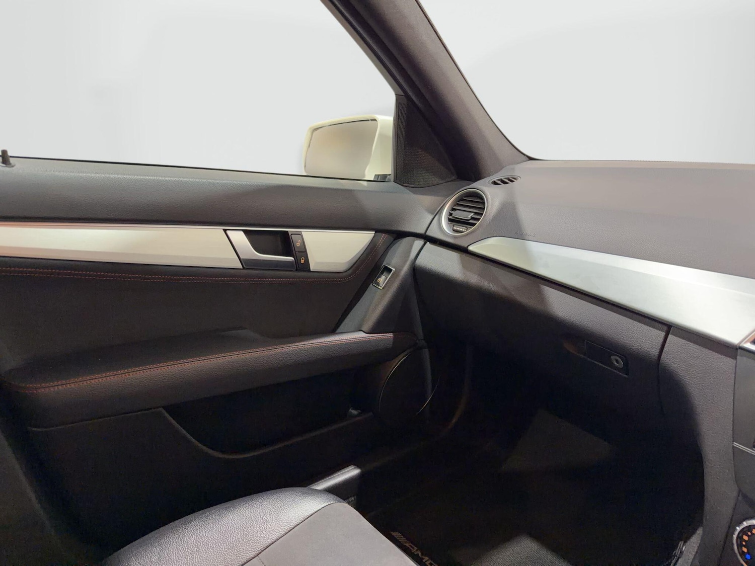 Used Mercedes-Benz C Class 2013 for sale - 77612468: Photo 68