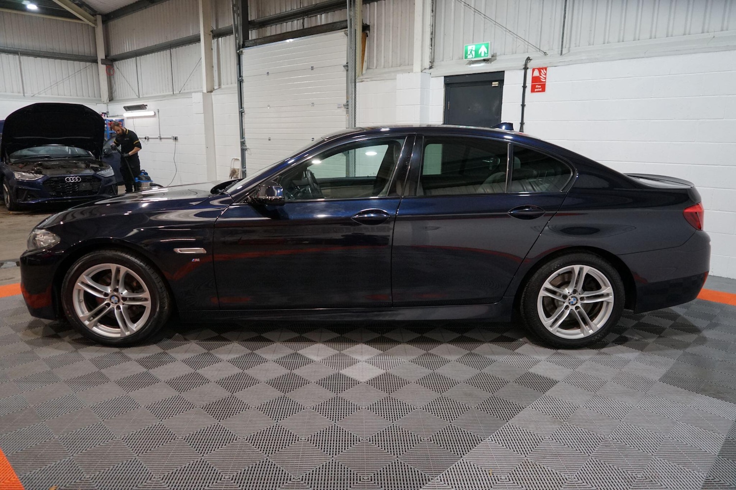 Used BMW 5 Series 2015 for sale - 76832579: Photo 2