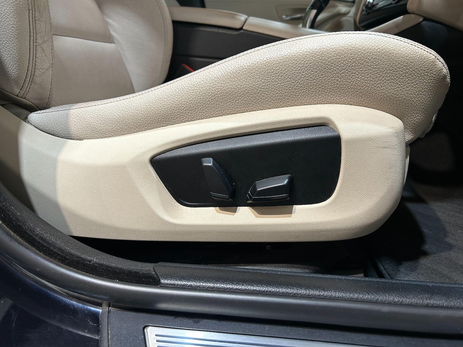 Used BMW 5 Series 2015 for sale - 76832579: Photo 27