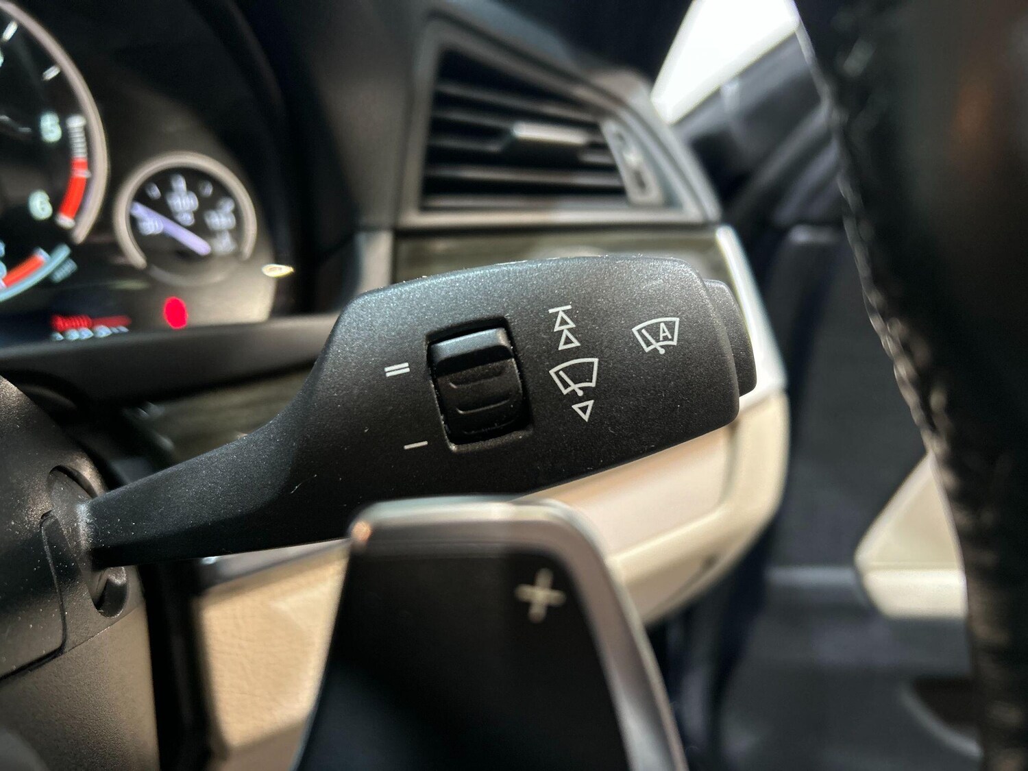 Used BMW 5 Series 2015 for sale - 76832579: Photo 30