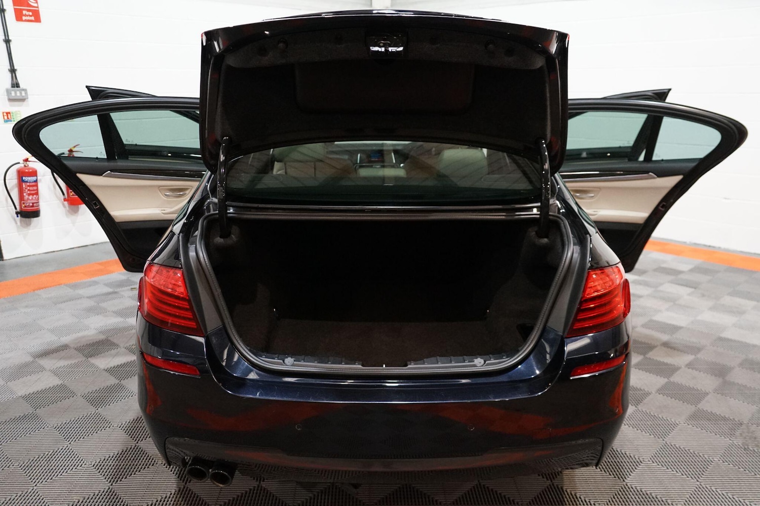 Used BMW 5 Series 2015 for sale - 76832579: Photo 59