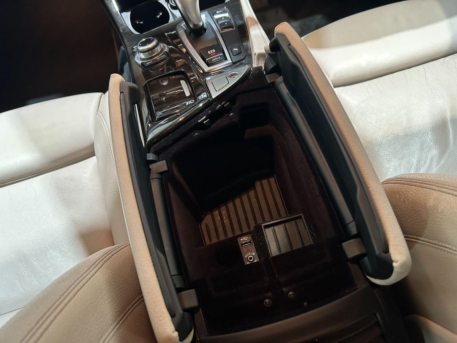 Used BMW 5 Series 2015 for sale - 76832579: Photo 76