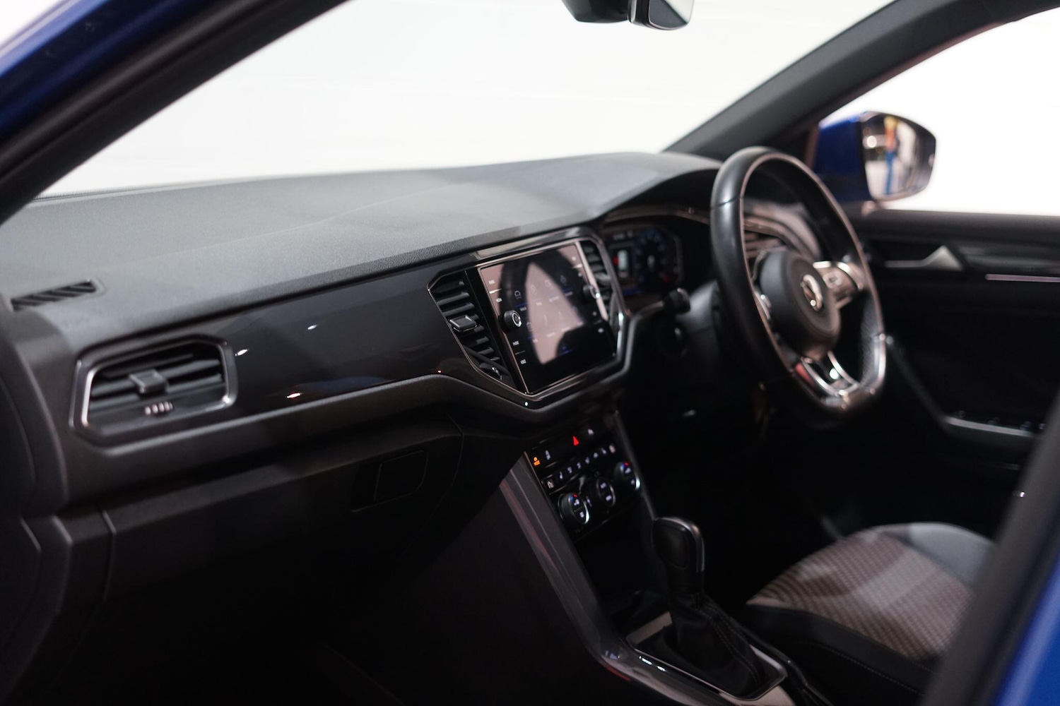 Used Volkswagen T-Roc 2022 for sale - 76803563: Photo 20