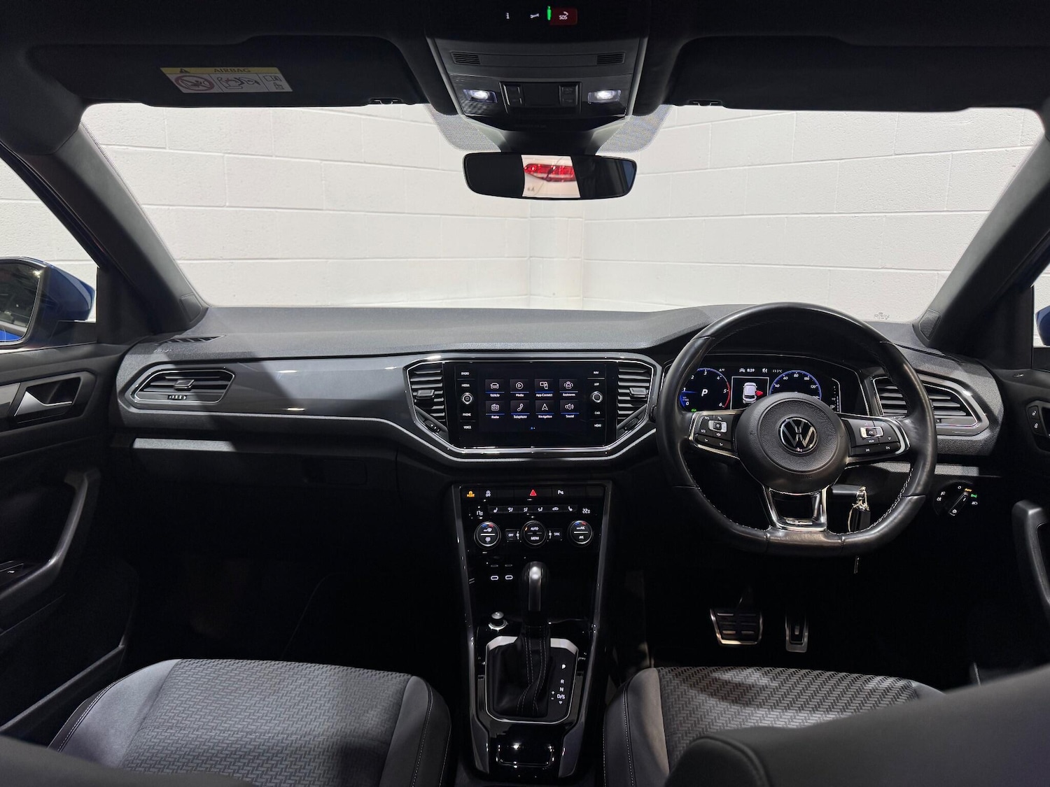 Used Volkswagen T-Roc 2022 for sale - 76803563: Photo 21