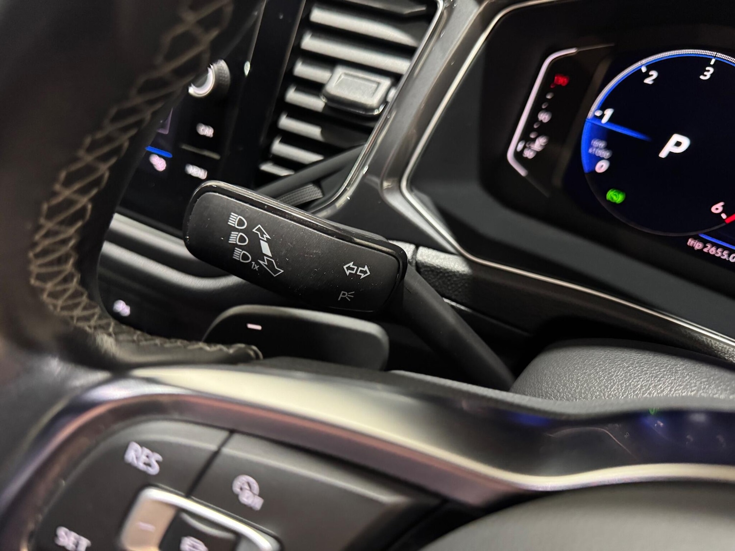 Used Volkswagen T-Roc 2022 for sale - 76803563: Photo 27