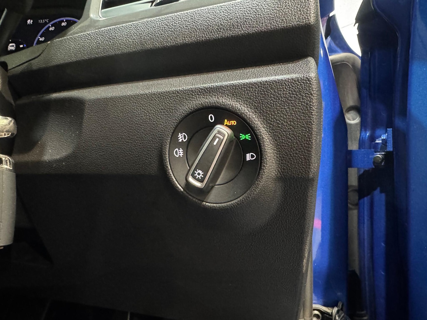 Used Volkswagen T-Roc 2022 for sale - 76803563: Photo 29